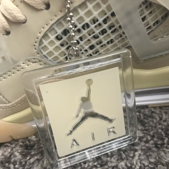 Air Jordan 4 Retro Sail Sneakers - Picture 10 of 14